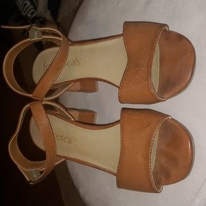 Peep Toe Stripe Block Heel